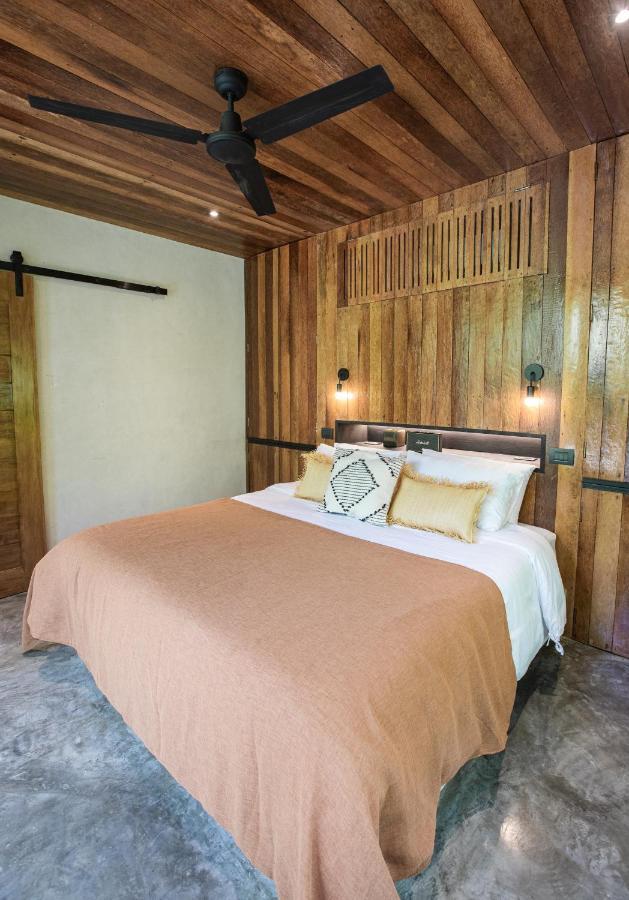 Surfing Temple Hotel Boutique General Luna  Εξωτερικό φωτογραφία